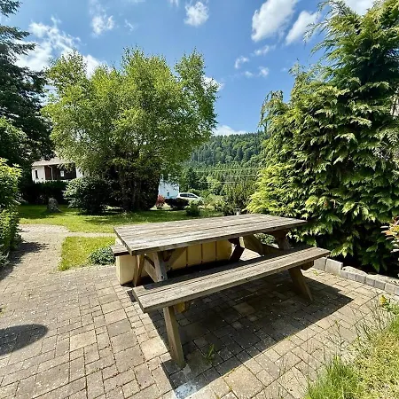 Chalet Des Sapins, Paisible Avec Terrasse & Jardin Gerbepal